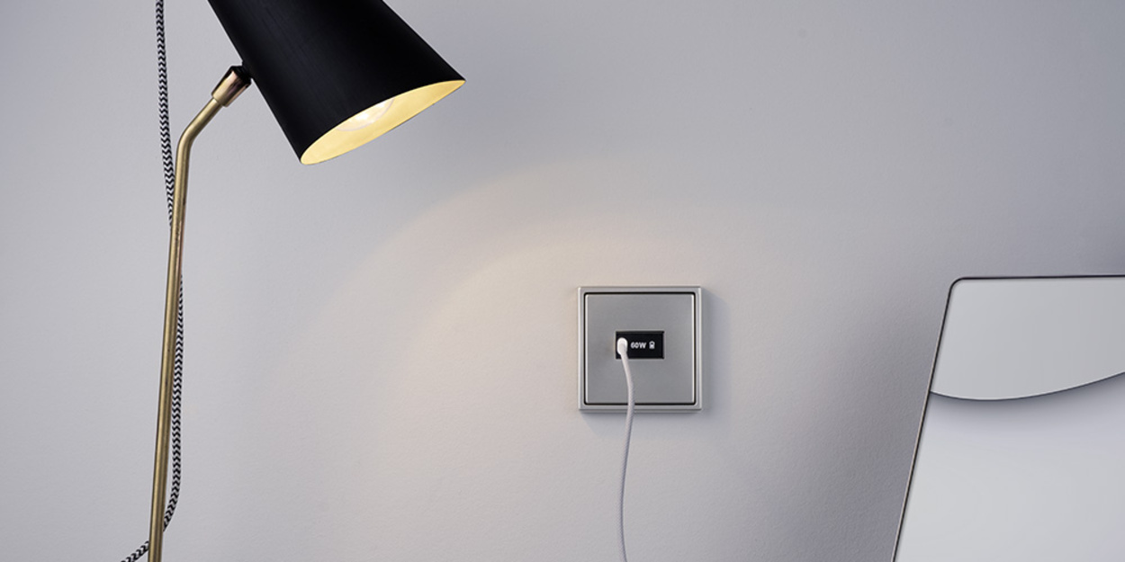 Ladegerät USB PD 60 bei Elektro Mayer in Flintsbach