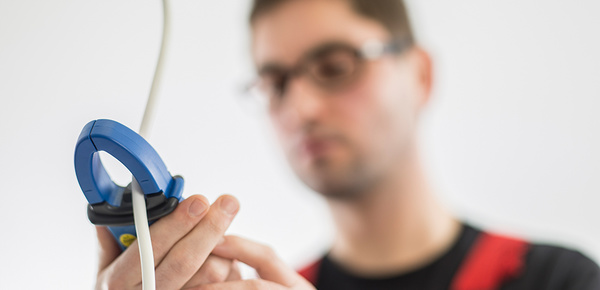 Elektro-Check bei Elektro Mayer in Flintsbach
