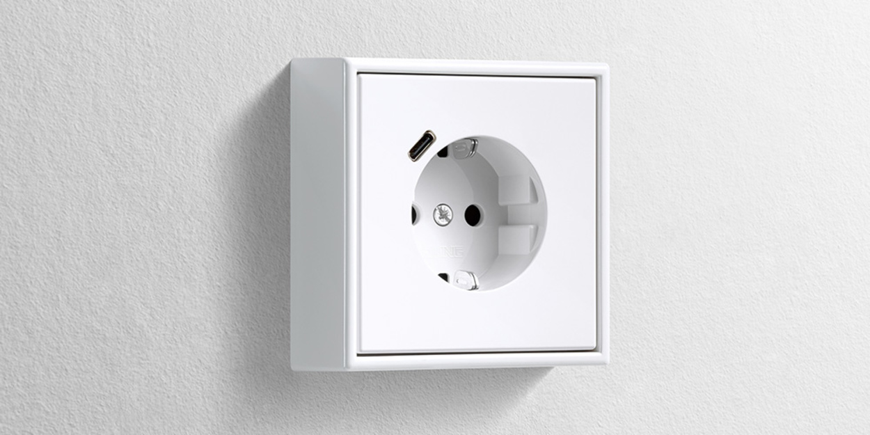 Erweiterter Anschlussraum für die Nachrüstung bei Elektro Mayer in Flintsbach
